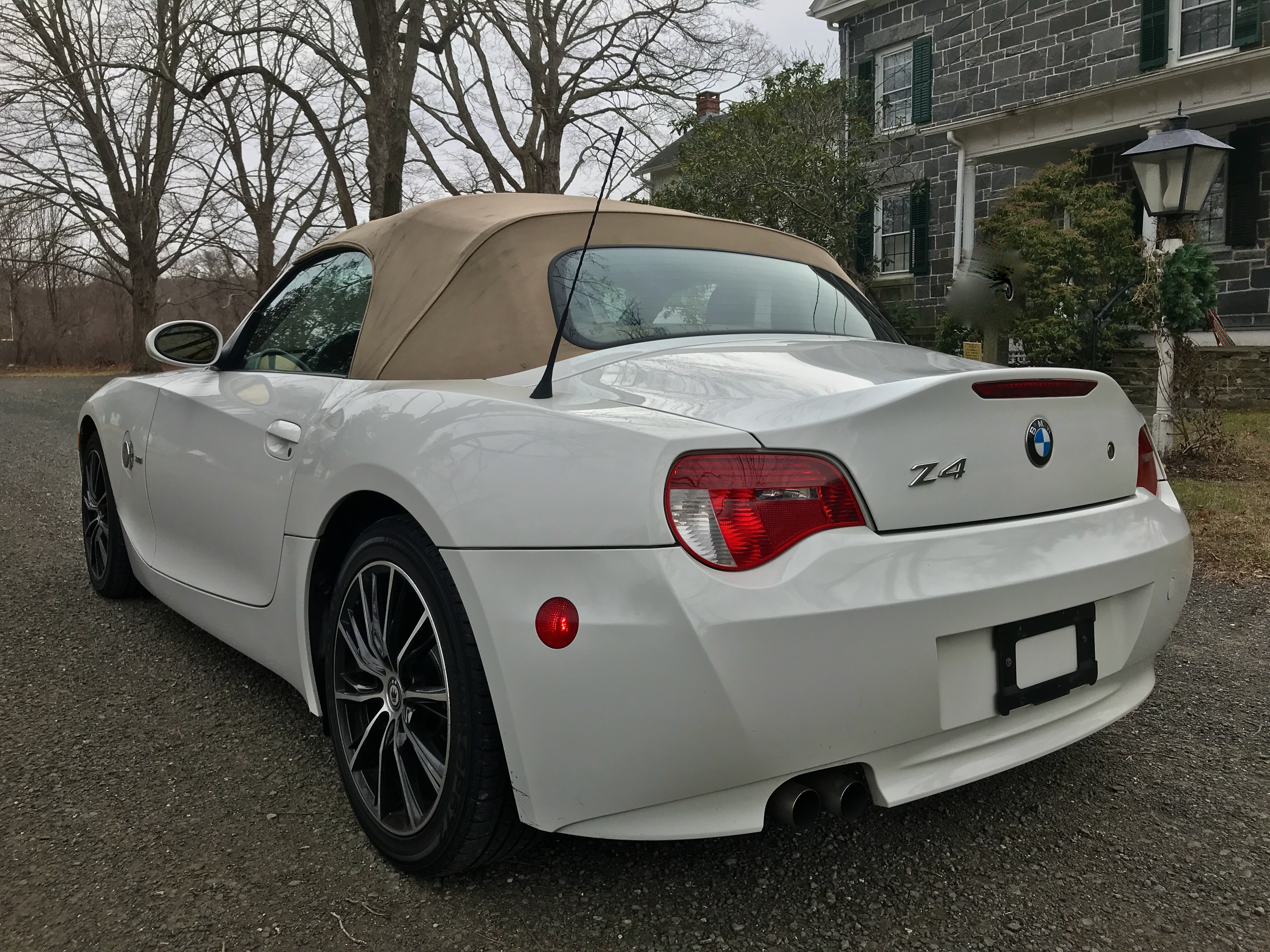 2006 BMW Z4 3.0i 6-Speed Roadster Convertible Cabriolet – 3.0L N52 Inline-Six, Rear-Wheel Drive,Spartanburg-Built — photo 10